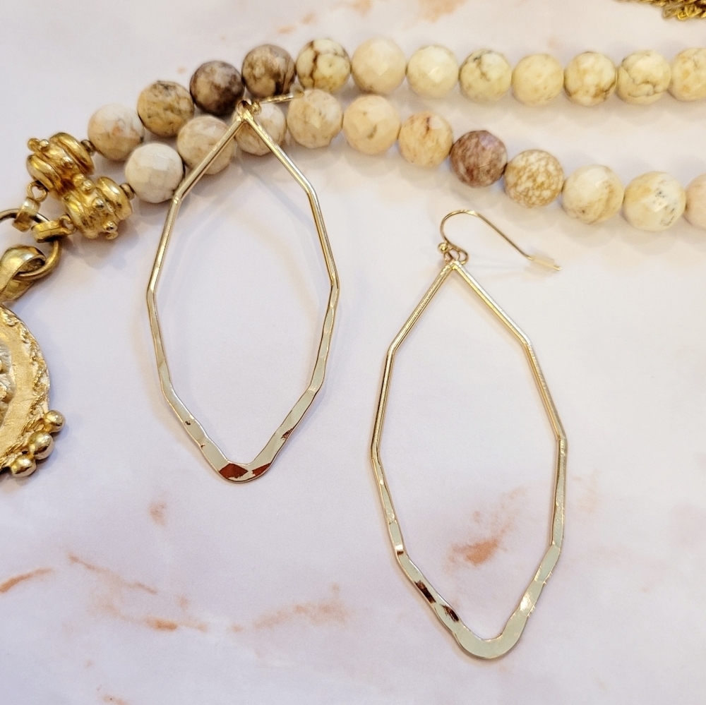 NWT Large Hammered Abstract Hoop Gold Earrings - Picture 3 of 10